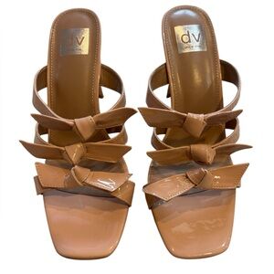 DV by Dolce Vita Tan Yola Mules with Medium Heel Sz 9.5